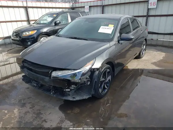 5NPLS4AG6PH107593 2023 HYUNDAI ELANTRA - Image 2