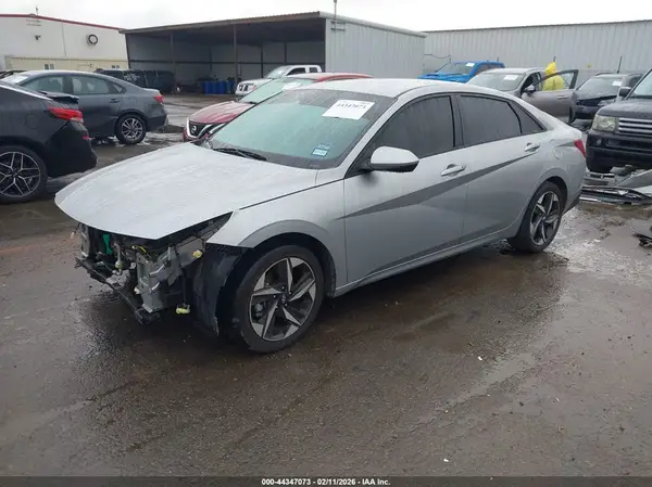 5NPLS4AG6PH111305 2023 HYUNDAI ELANTRA - Image 2