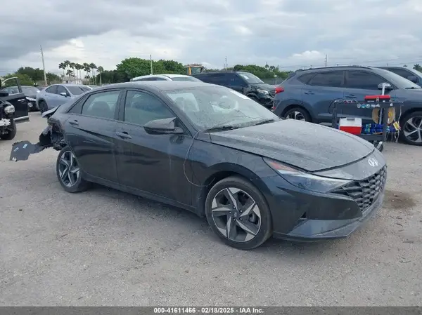 5NPLS4AG6PH112289 2023 HYUNDAI ELANTRA - Image 1