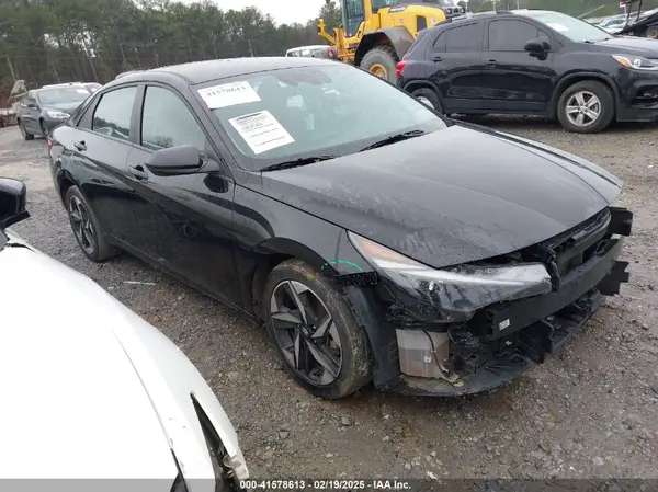 5NPLS4AG6PH114687 2023 HYUNDAI ELANTRA - Image 1