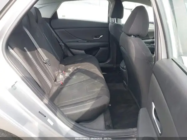 5NPLS4AG7MH010673 2021 HYUNDAI ELANTRA - Image 8