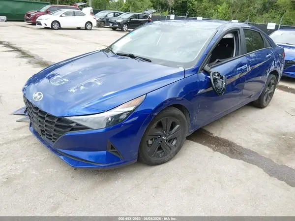 5NPLS4AG7MH011810 2021 HYUNDAI ELANTRA - Image 2