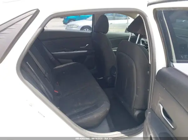 5NPLS4AG7MH035735 2021 HYUNDAI ELANTRA - Image 8