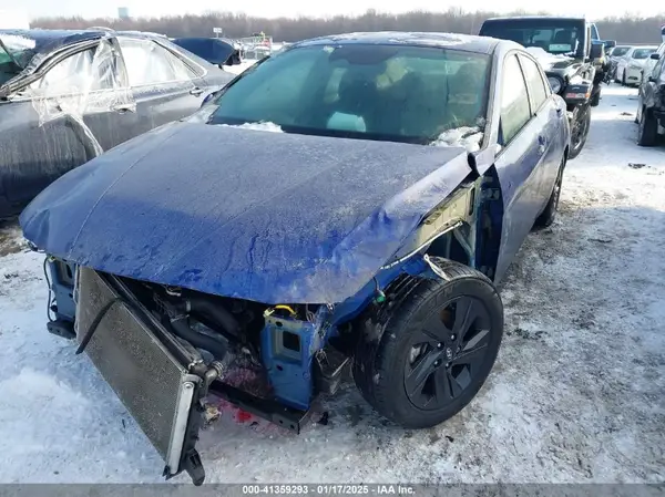 5NPLS4AG7NH059387 2022 HYUNDAI ELANTRA - Image 2