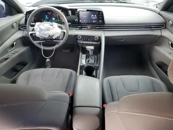 5NPLS4AG7NH060863 2022 HYUNDAI ELANTRA - Image 8