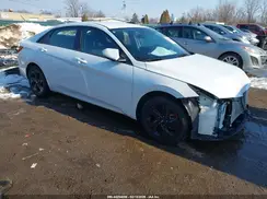 5NPLS4AG7NH062211 2022 HYUNDAI ELANTRA
