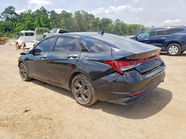 5NPLS4AG7NH068171 2022 HYUNDAI ELANTRA - Image 2