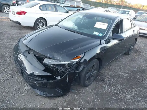 5NPLS4AG7NH072222 2022 HYUNDAI ELANTRA - Image 2