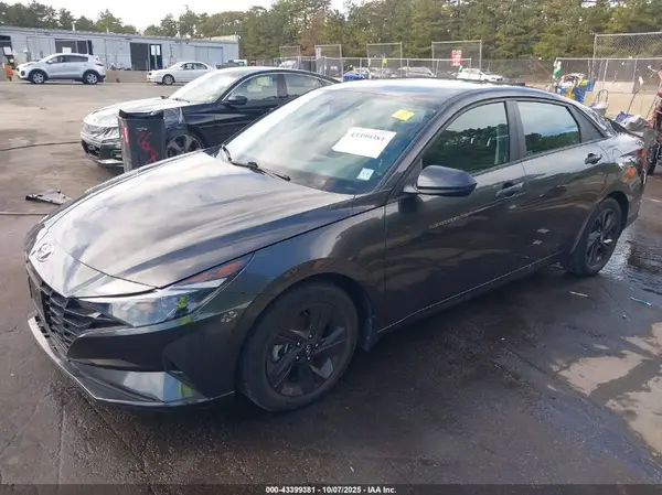 5NPLS4AG7NH076335 2022 HYUNDAI ELANTRA - Image 2