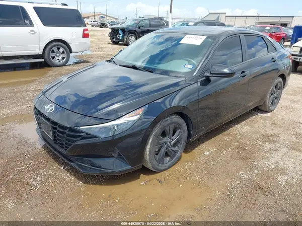 5NPLS4AG7NH084726 2022 HYUNDAI ELANTRA - Image 2