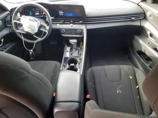 5NPLS4AG7PH086513 2023 HYUNDAI ELANTRA - Image 8