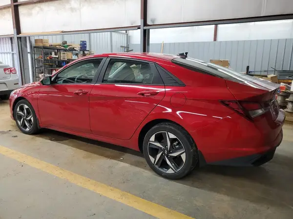 5NPLS4AG7PH092389 2023 HYUNDAI ELANTRA - Image 2
