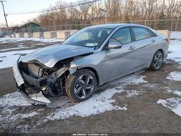 5NPLS4AG7PH096183 2023 HYUNDAI ELANTRA - Image 2