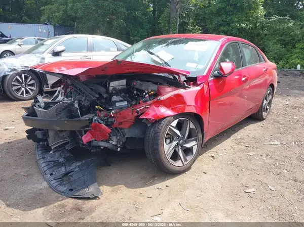 5NPLS4AG7PH096202 2023 HYUNDAI ELANTRA - Image 2