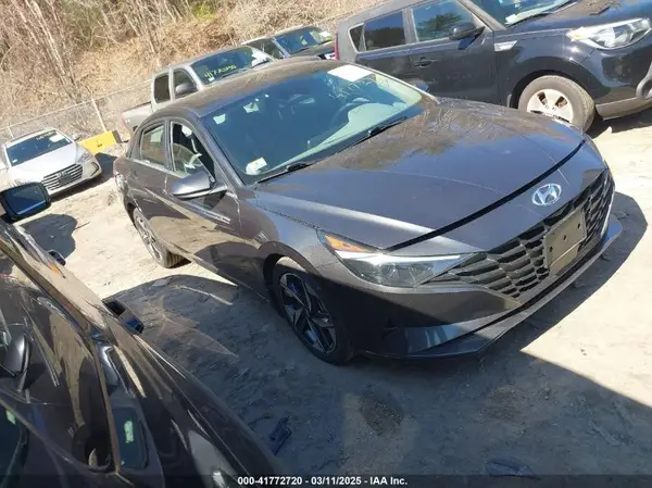 5NPLS4AG7PH098662 2023 HYUNDAI ELANTRA - Image 1