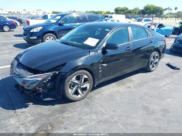 5NPLS4AG7PH098791 2023 HYUNDAI ELANTRA - Image 2