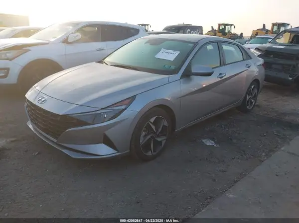 5NPLS4AG7PH117792 2023 HYUNDAI ELANTRA - Image 2