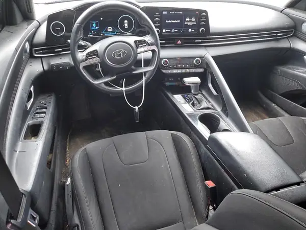 5NPLS4AG8MH000380 2021 HYUNDAI ELANTRA - Image 8