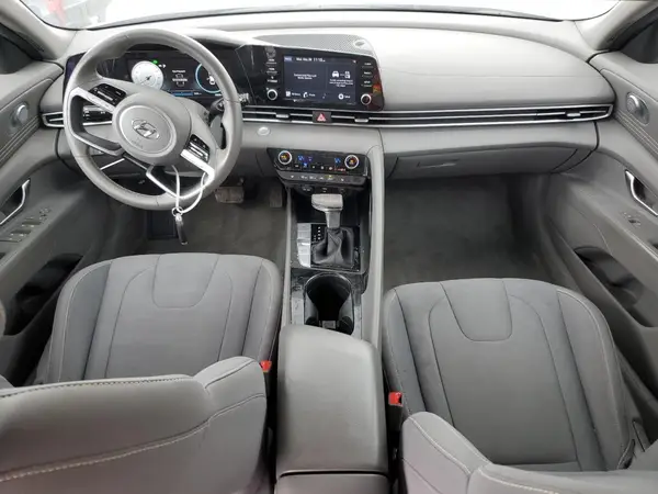 5NPLS4AG8MH002145 2021 HYUNDAI ELANTRA - Image 8
