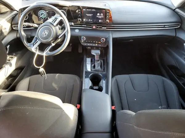 5NPLS4AG8MH002369 2021 HYUNDAI ELANTRA - Image 8