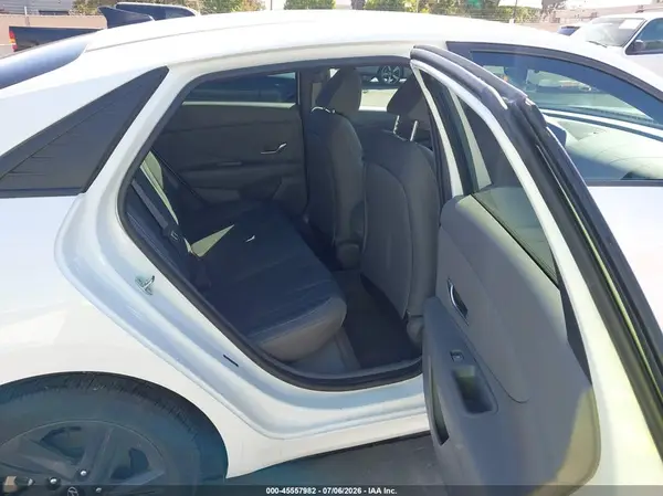5NPLS4AG8MH002842 2021 HYUNDAI ELANTRA - Image 8