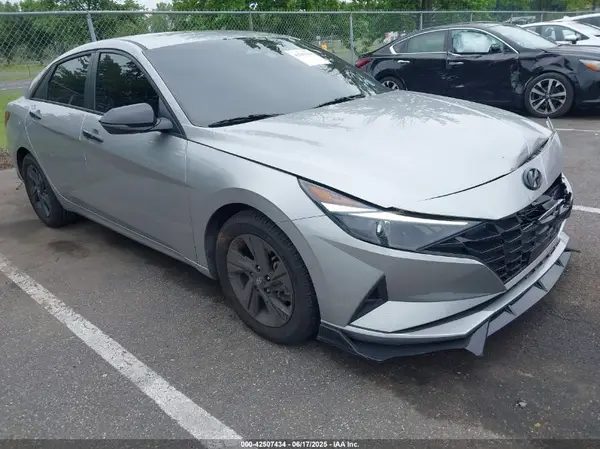 5NPLS4AG8MH005921 2021 HYUNDAI ELANTRA - Image 1
