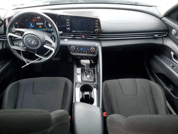 5NPLS4AG8MH011153 2021 HYUNDAI ELANTRA - Image 8