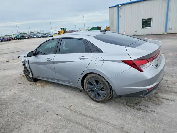 5NPLS4AG8MH022489 2021 HYUNDAI ELANTRA - Image 2