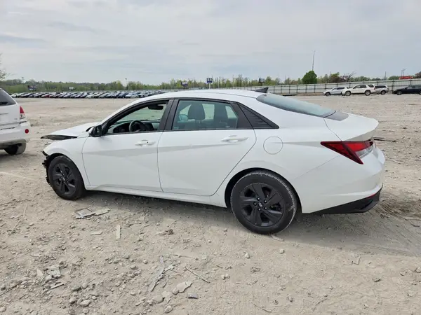 5NPLS4AG8MH022816 2021 HYUNDAI ELANTRA - Image 2