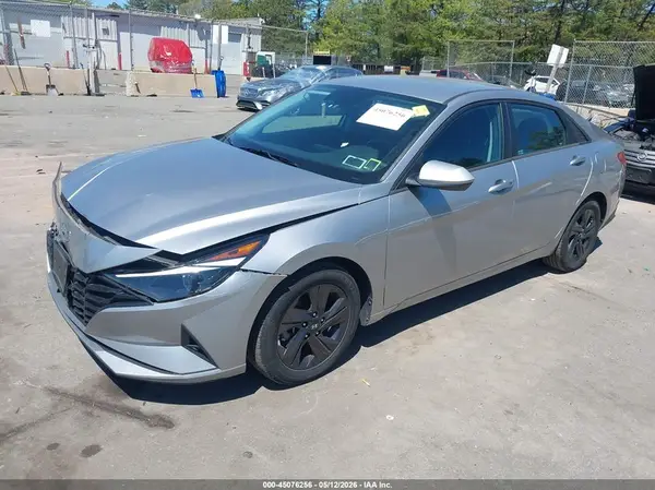 5NPLS4AG8MH044217 2021 HYUNDAI ELANTRA - Image 2