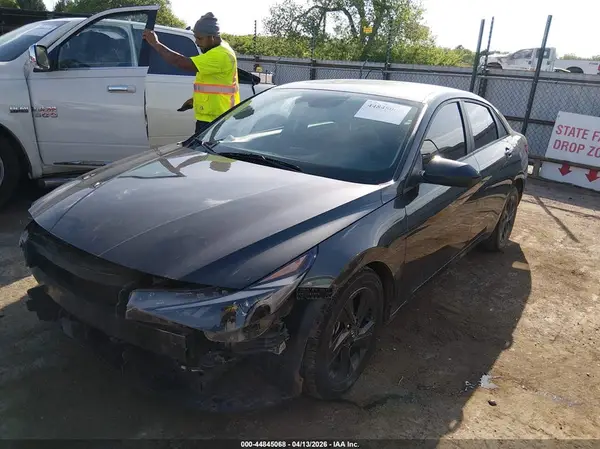 5NPLS4AG8MH044590 2021 HYUNDAI ELANTRA - Image 2