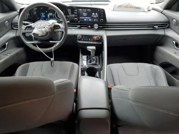 5NPLS4AG8MH051121 2021 HYUNDAI ELANTRA - Image 8