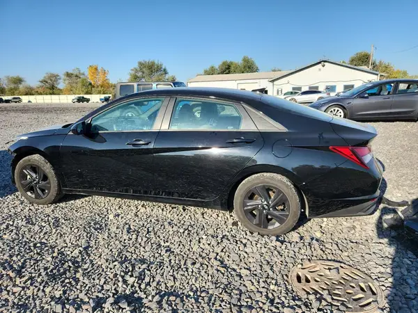5NPLS4AG8NH056949 2022 HYUNDAI ELANTRA - Image 2