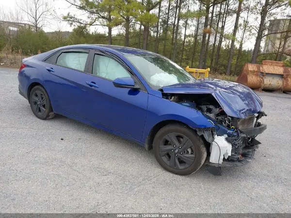 5NPLS4AG8NH057311 2022 HYUNDAI ELANTRA - Image 1