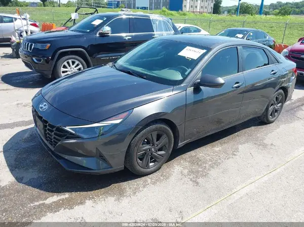5NPLS4AG8NH059320 2022 HYUNDAI ELANTRA - Image 2