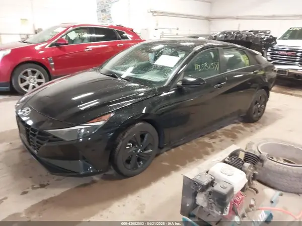 5NPLS4AG8NH071158 2022 HYUNDAI ELANTRA - Image 2