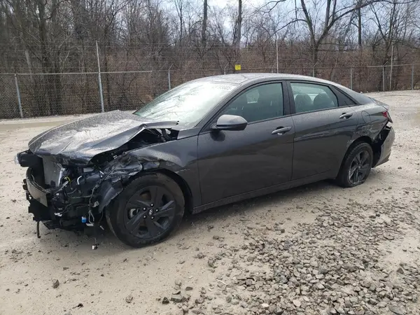 5NPLS4AG8NH072424 2022 HYUNDAI ELANTRA - Image 1