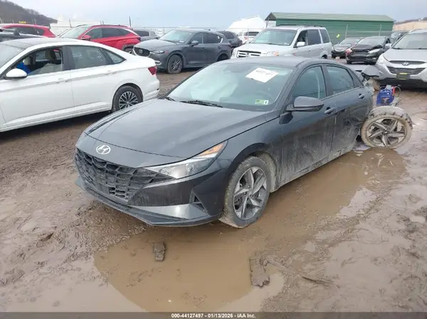 5NPLS4AG8PH086441 2023 HYUNDAI ELANTRA - Image 2