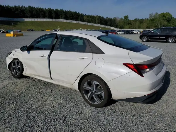 5NPLS4AG8PH098105 2023 HYUNDAI ELANTRA - Image 2