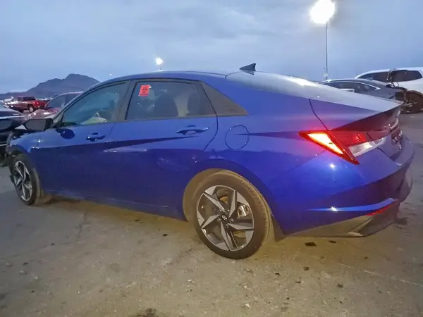 5NPLS4AG8PH099626 2023 HYUNDAI ELANTRA - Image 2