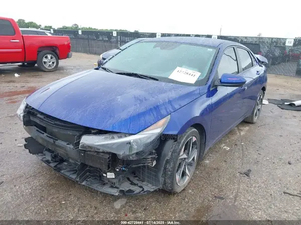 5NPLS4AG8PH102430 2023 HYUNDAI ELANTRA - Image 2