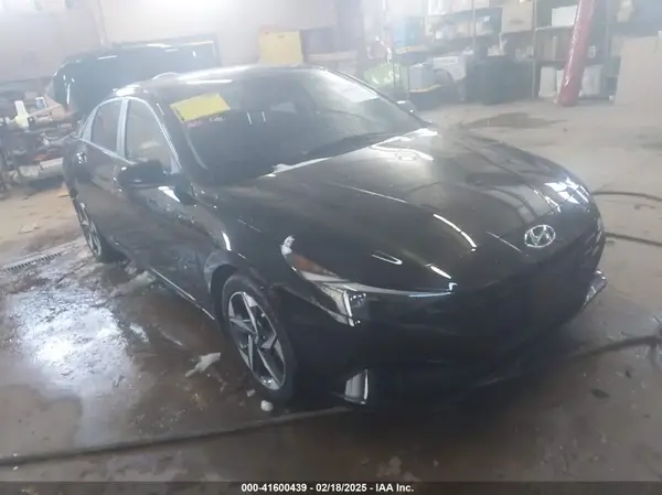 5NPLS4AG8PH102623 2023 HYUNDAI ELANTRA - Image 1