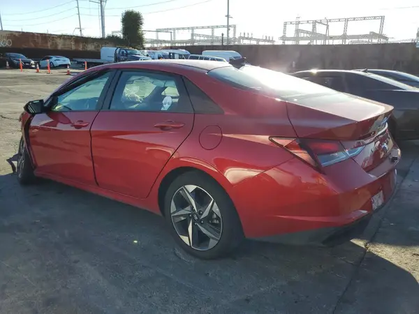 5NPLS4AG8PH102881 2023 HYUNDAI ELANTRA - Image 2