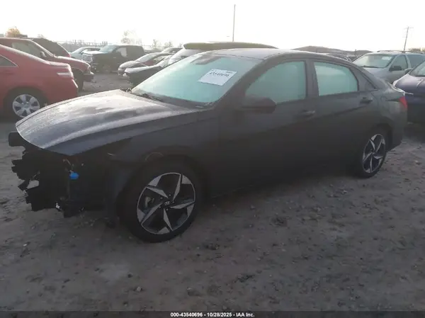 5NPLS4AG8PH107188 2023 HYUNDAI ELANTRA - Image 2