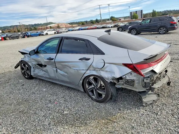 5NPLS4AG8PH107420 2023 HYUNDAI ELANTRA - Image 2