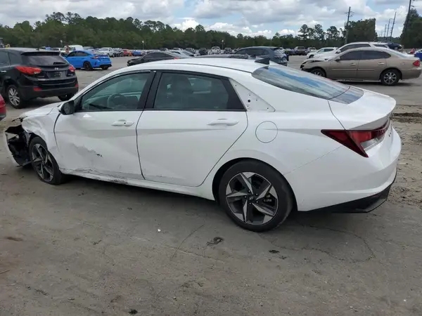 5NPLS4AG8PH108163 2023 HYUNDAI ELANTRA - Image 2
