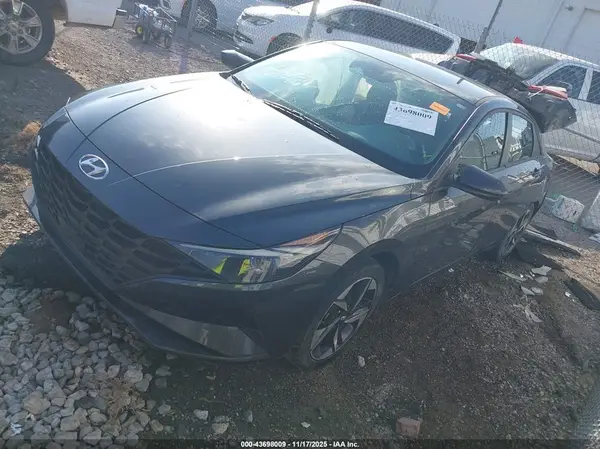 5NPLS4AG8PH112519 2023 HYUNDAI ELANTRA - Image 2