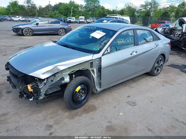5NPLS4AG8PH112715 2023 HYUNDAI ELANTRA - Image 2