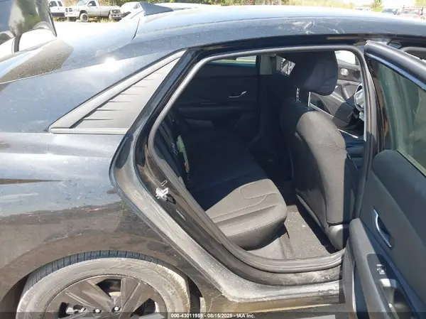 5NPLS4AG9MH009735 2021 HYUNDAI ELANTRA - Image 8