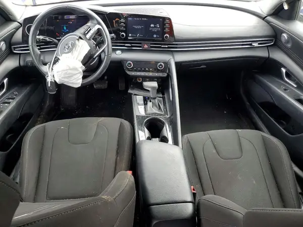 5NPLS4AG9MH011811 2021 HYUNDAI ELANTRA - Image 8
